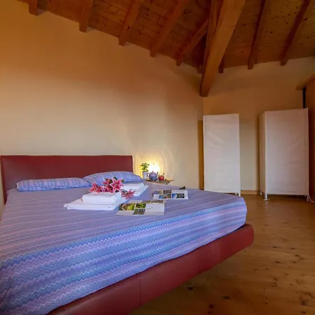 Feriehus La Casa Nel Borgo View - Happy