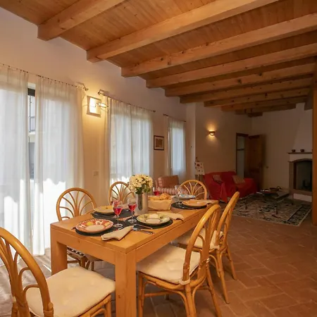 La Casa Nel Borgo: View Terrace - Happy * Nebbiuno